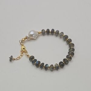 Elegant Genuine Baroque Pearl & Labradorite Beads Bracelet